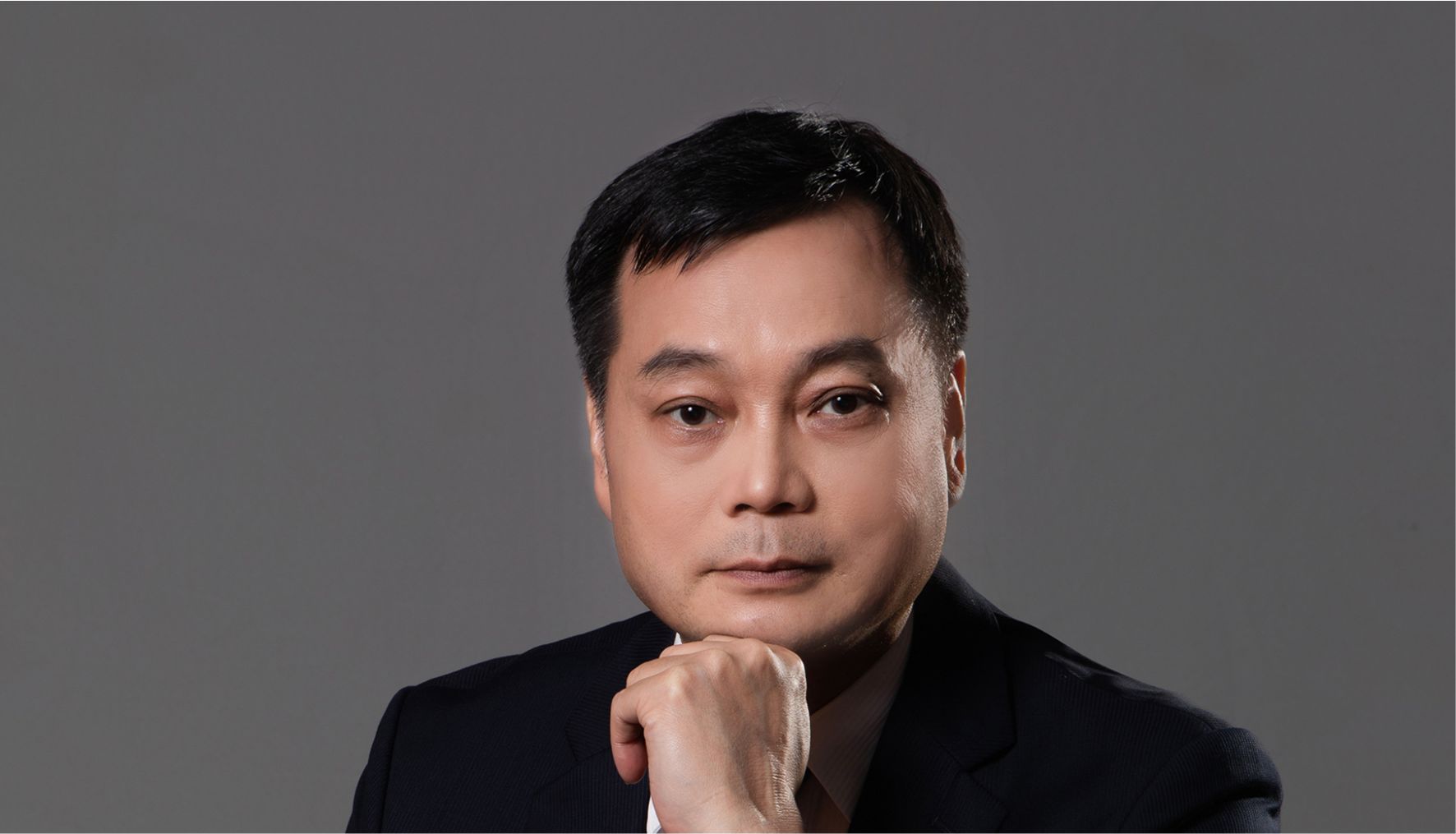 老锦雄.jpg