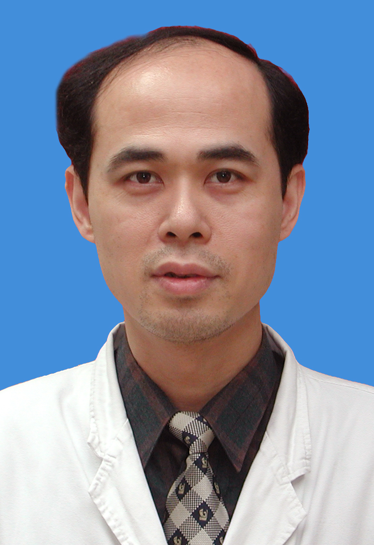 陈伟强（蓝）.jpg